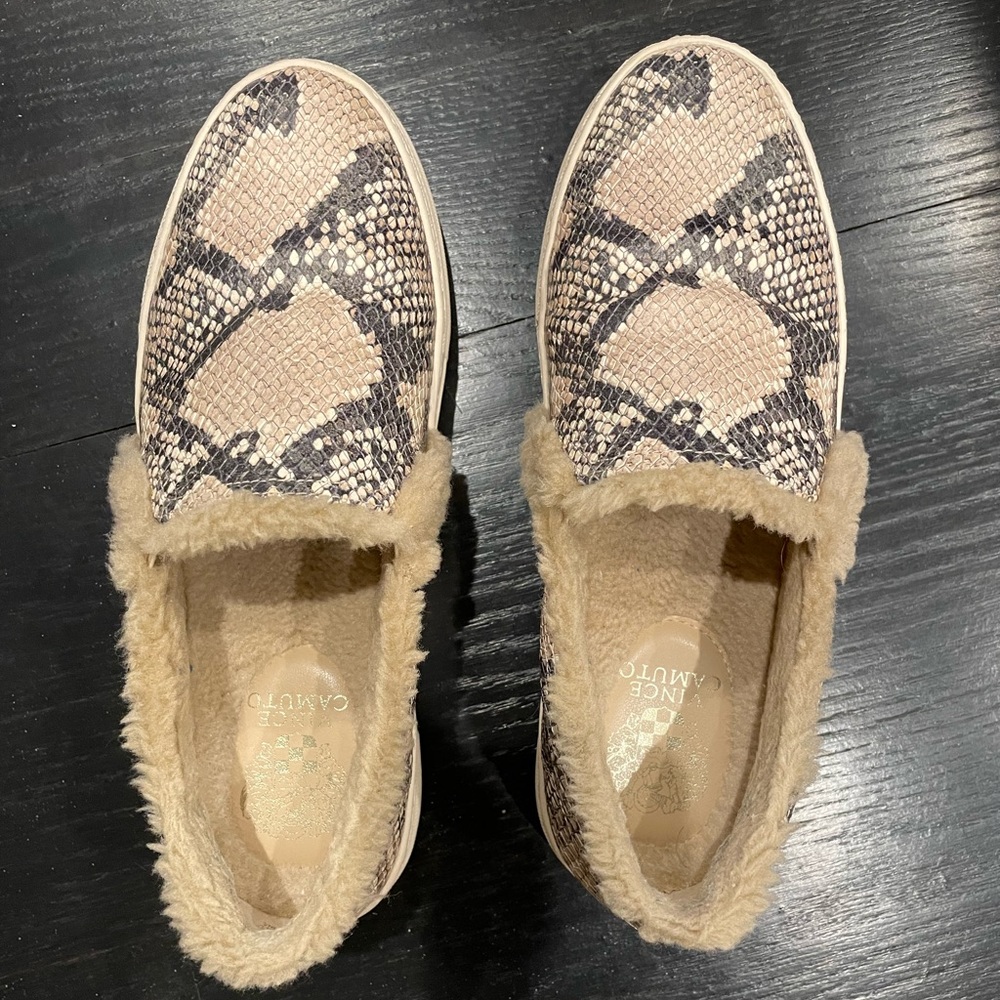 Vince Camuto Katerinda Slip-on sneakers